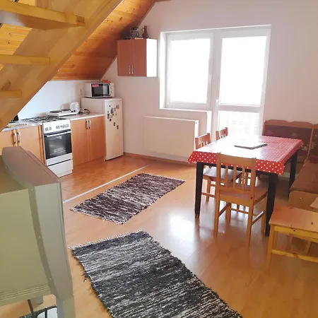 Ubytovanie U Petreka V Apartmanoch